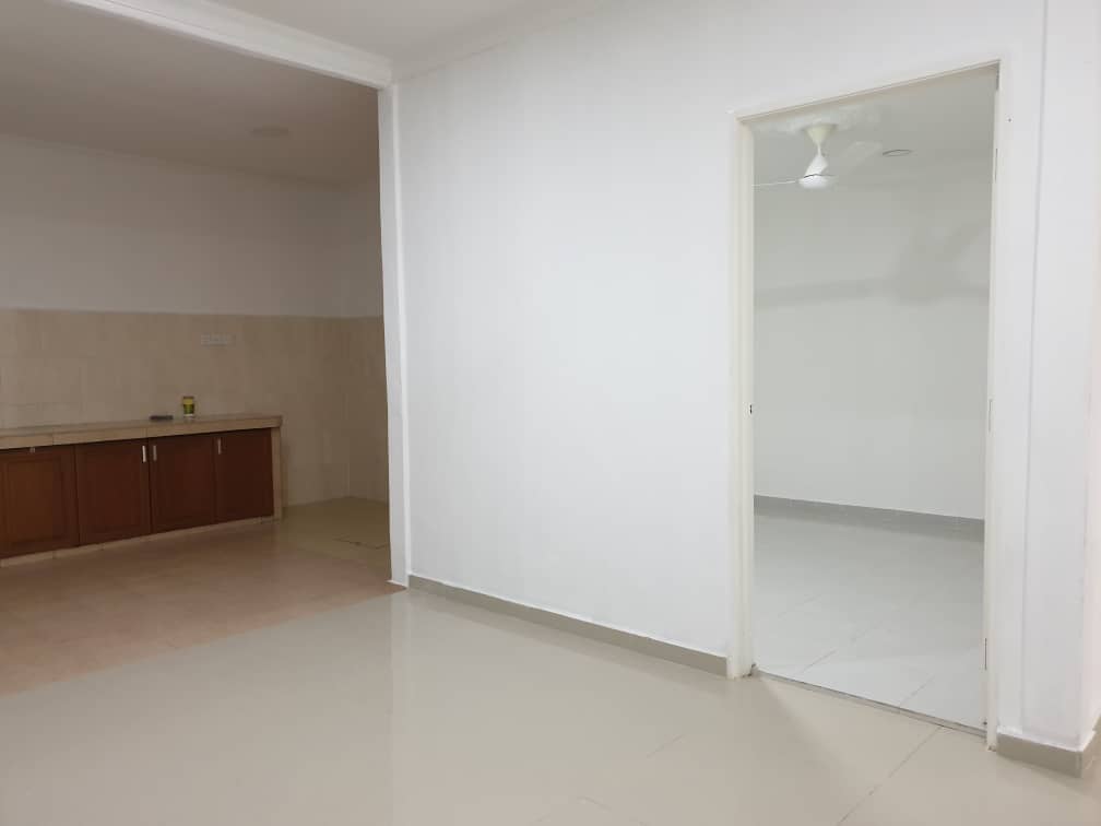 Double Storey End Lot SS5 Kelana Jaya For Rent - photo 5