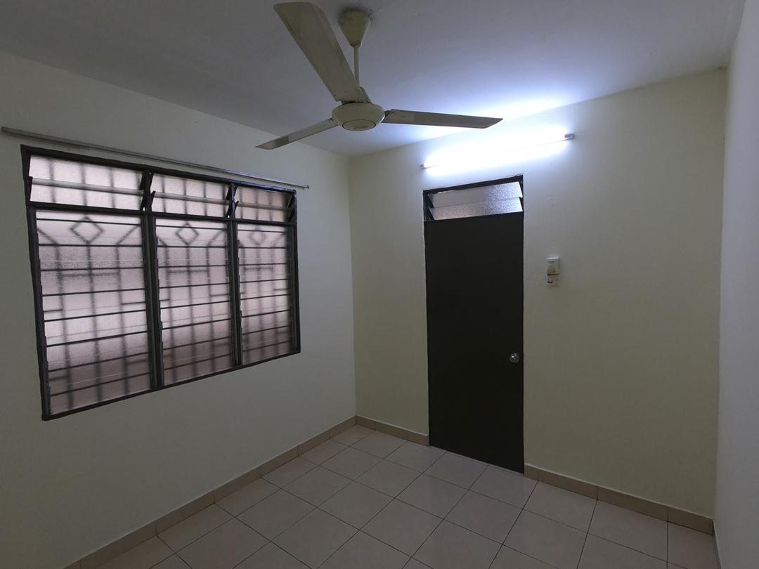 New Paint - Mentari Court Bandar Sunway - photo 6