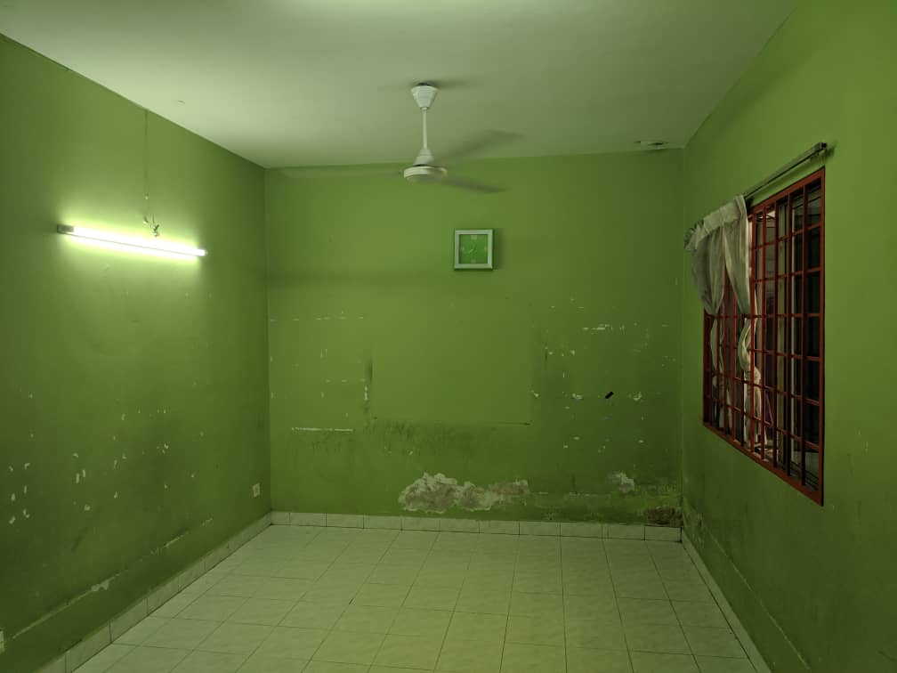 Double Storey Sesksyen 7 Bangi For Rent - photo 2