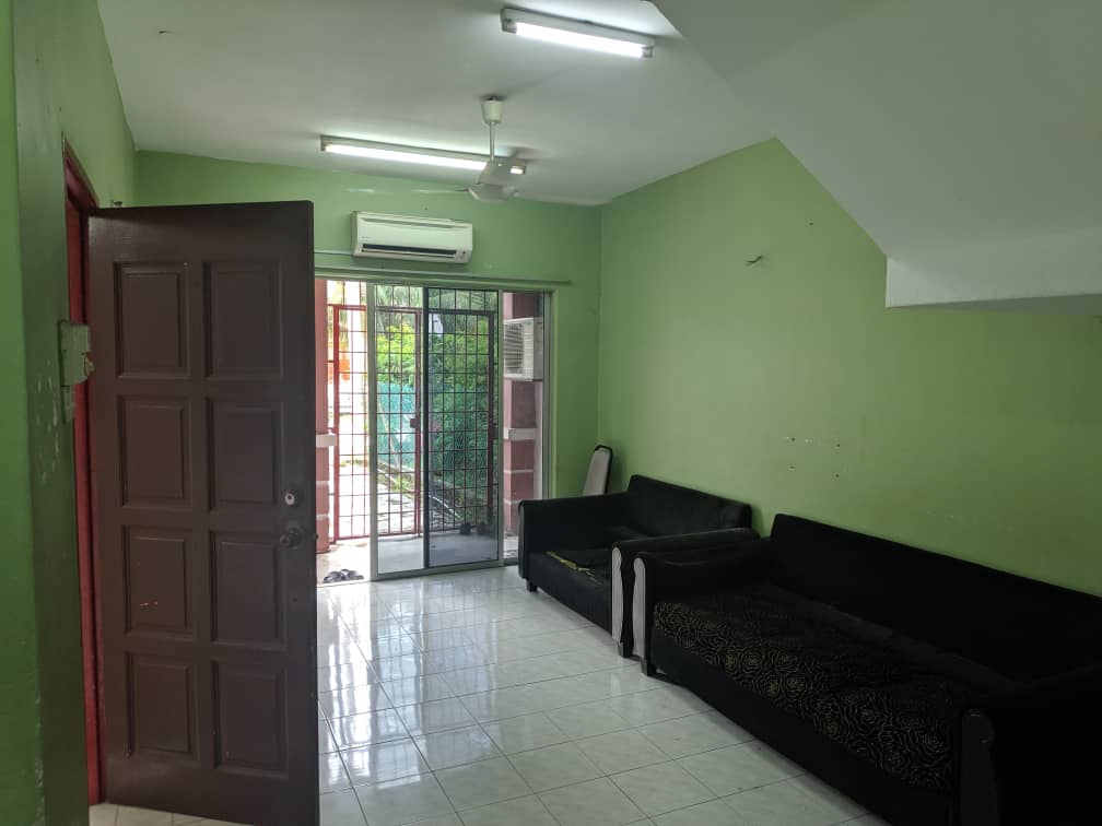 Double Storey Sesksyen 7 Bangi For Rent - photo 3