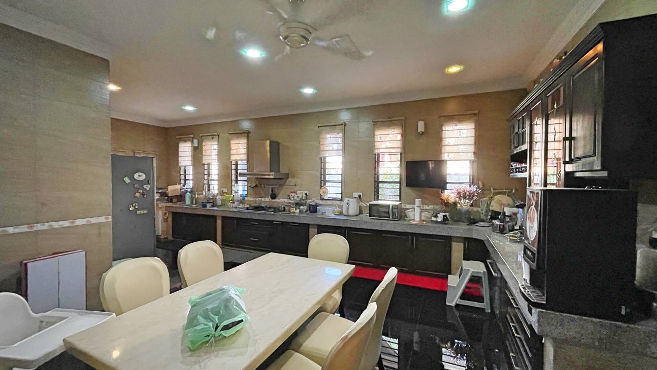 Bungalow SS3 Kelana Jaya - photo 8