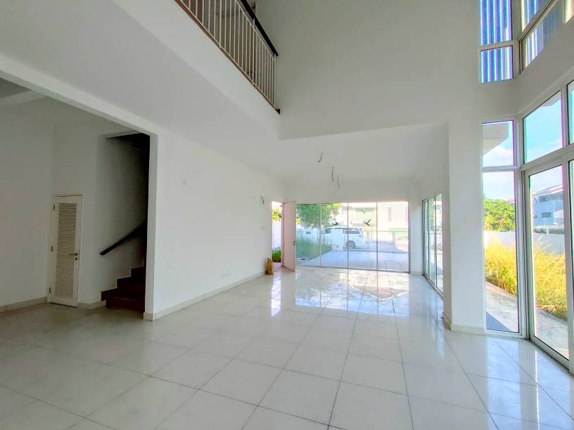SUPER SPACIOUS SEMI D, NADAYU 92, KAJANG - photo 9