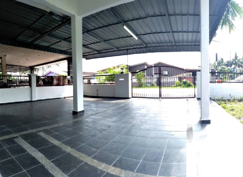 Taman Damai, 42700 Banting, Selangor Darul Ehman(Less then 5KM to Pantai Morib)  - photo 6