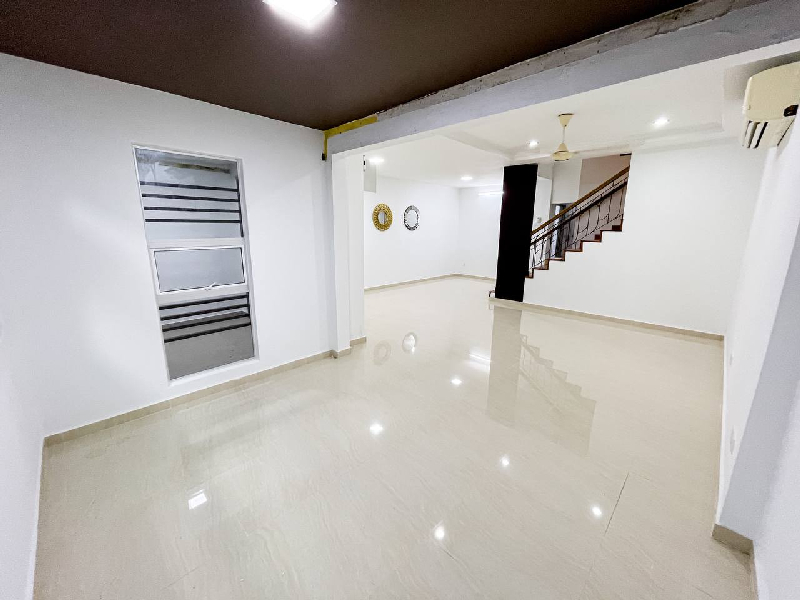 FACING OPEN  DOUBLE STOREY TERRACE Taman Impian Murni Saujana Impian Kajan - photo 3