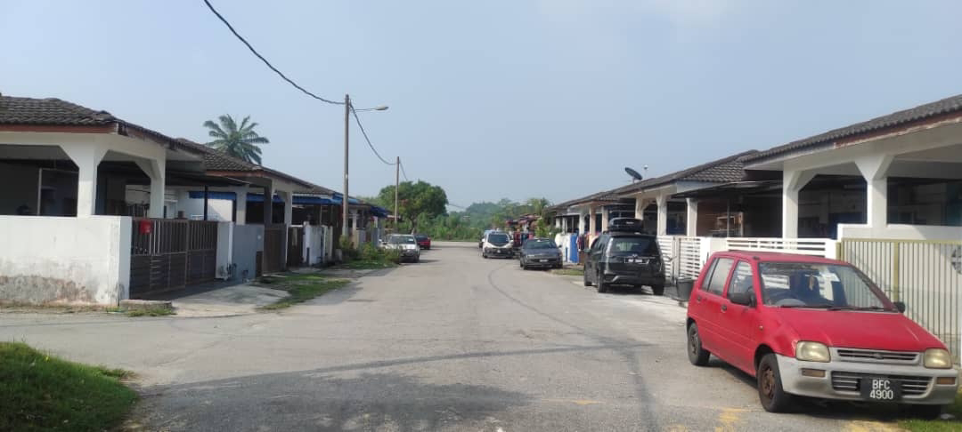 Teres Setingkat Taman Kapar Ria, Kapar Klang - photo 8