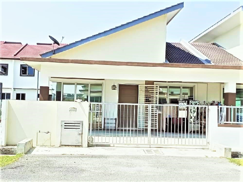Semi-D Setingkat Taman Salak Budi, Sepang