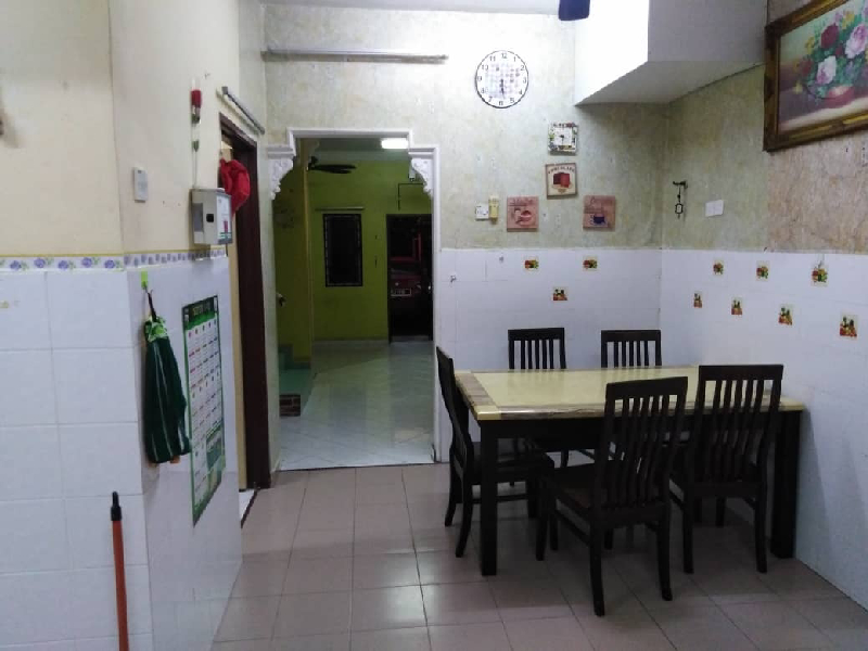  Freehold Open Facing Corner Lot Double Storey Bandar Rinching Seksyen 5 Semenyih  - photo 4