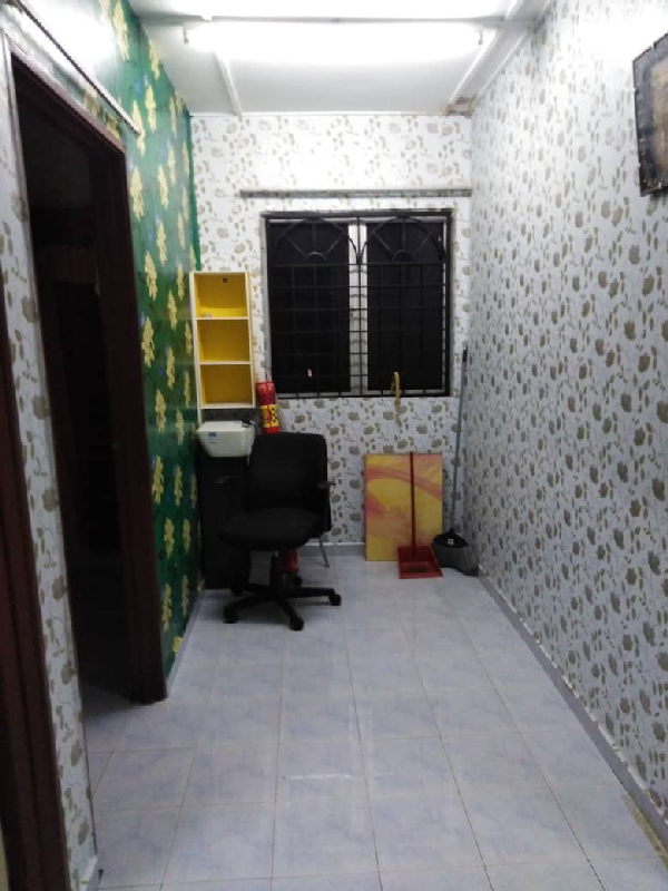  Freehold Open Facing Corner Lot Double Storey Bandar Rinching Seksyen 5 Semenyih  - photo 7