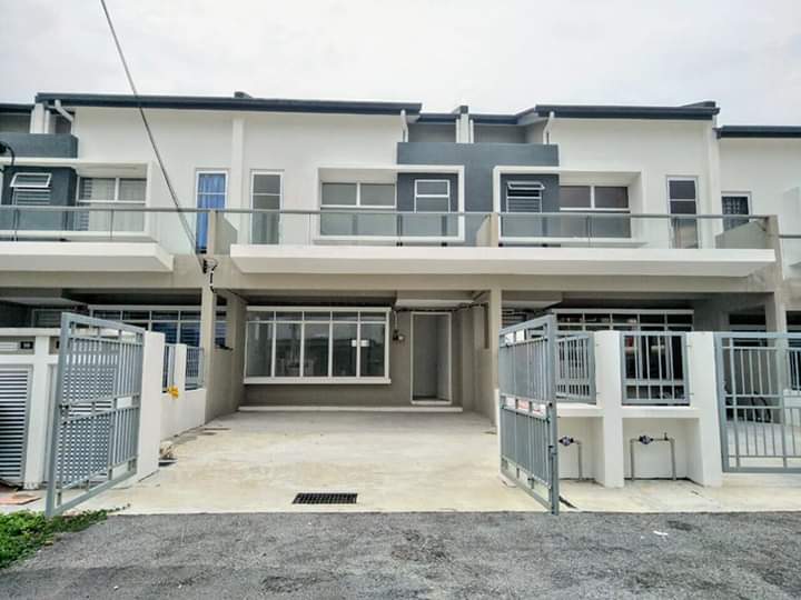 Facing Open RENOVATED Double Storey Teracce Hou - photo 1