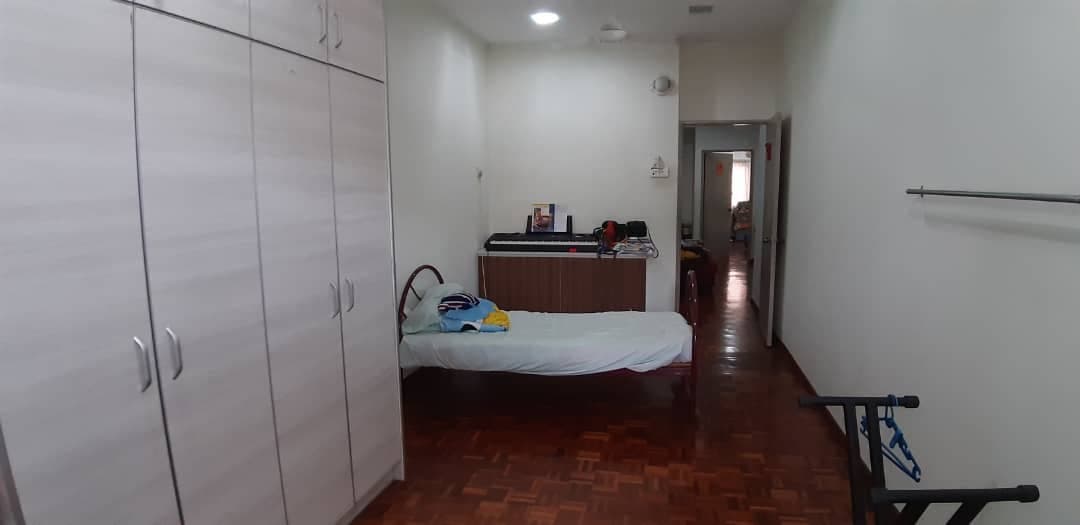 Storey Terrace,Taman Mahkota, Off Jalan Reko - photo 8