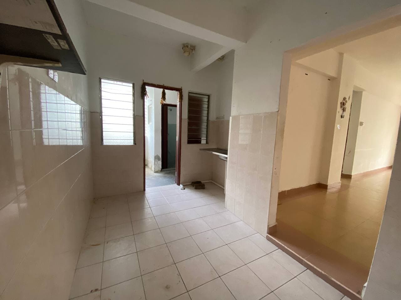Spacious Apartment 1245 Sqft Apartment Miro Kajang - photo 3