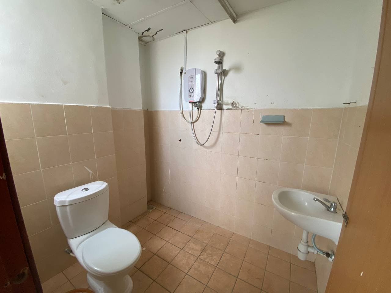 Spacious Apartment 1245 Sqft Apartment Miro Kajang - photo 10