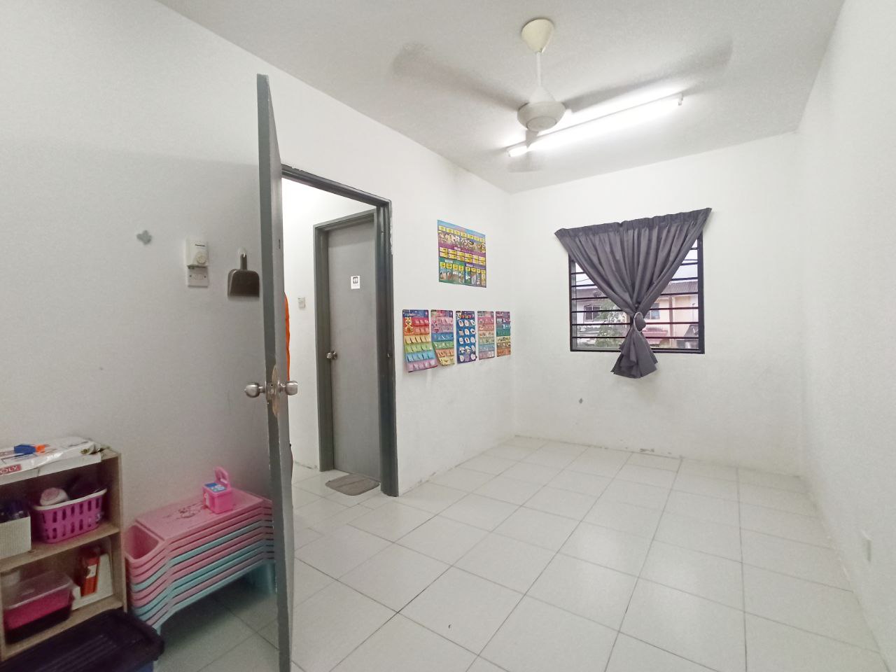 3 Storey Townhouse Taman Saujana Palma, Kajang - photo 3