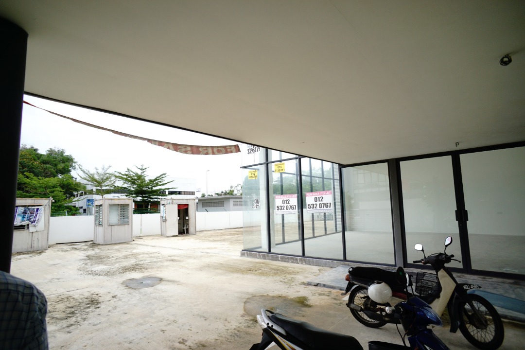 3 Storey Semi-Detached Factory Warehouse Suntrack - photo 3