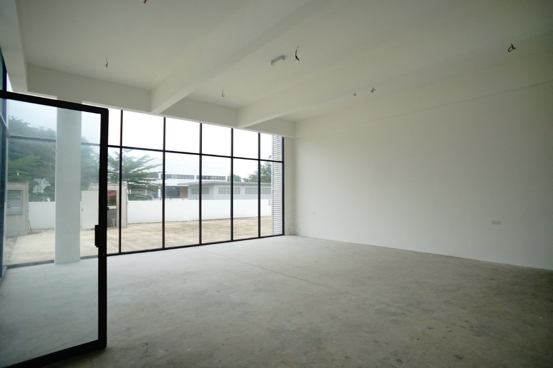 3 Storey Semi-Detached Factory Warehouse Suntrack - photo 6