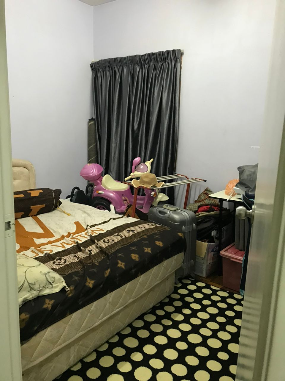 Town House Taman Bukit Emas, Seri Kembangan - photo 7