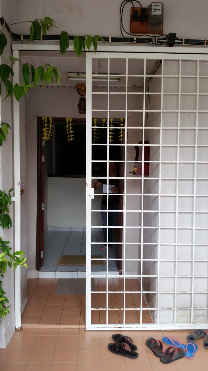 BELOW MARKET VALUE 2 STY Terrace House at Subang - photo 6