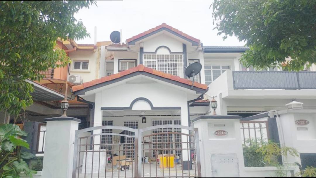 2-Storey Terraced Putra Heights Seksyen 10