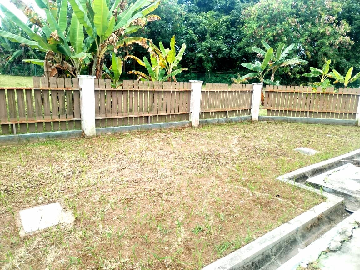CORNER LOT BUNGALOW 2 STOREY, HUGE LAND AT SEREMBA - photo 5