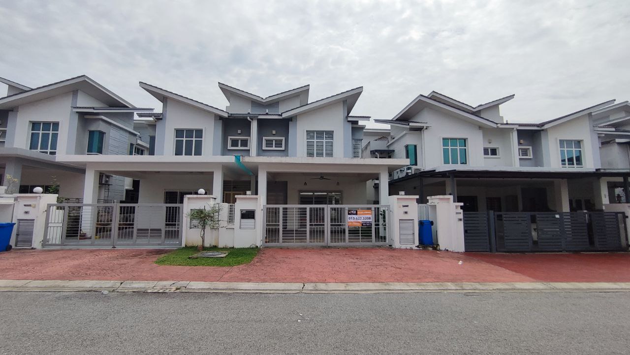 PARTLY FURNISHED 2 Storey Hyperlink Semi D Arabell