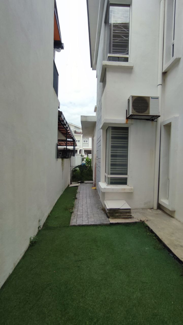PARTLY FURNISHED 2 Storey Hyperlink Semi D Arabell - photo 12