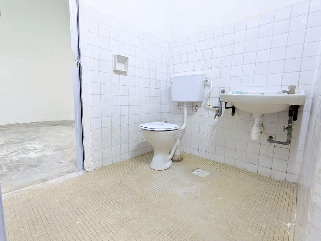 SINGLE STOREY TERRACE HOUSE SEKSYEN 2, BANDAR BARU - photo 8