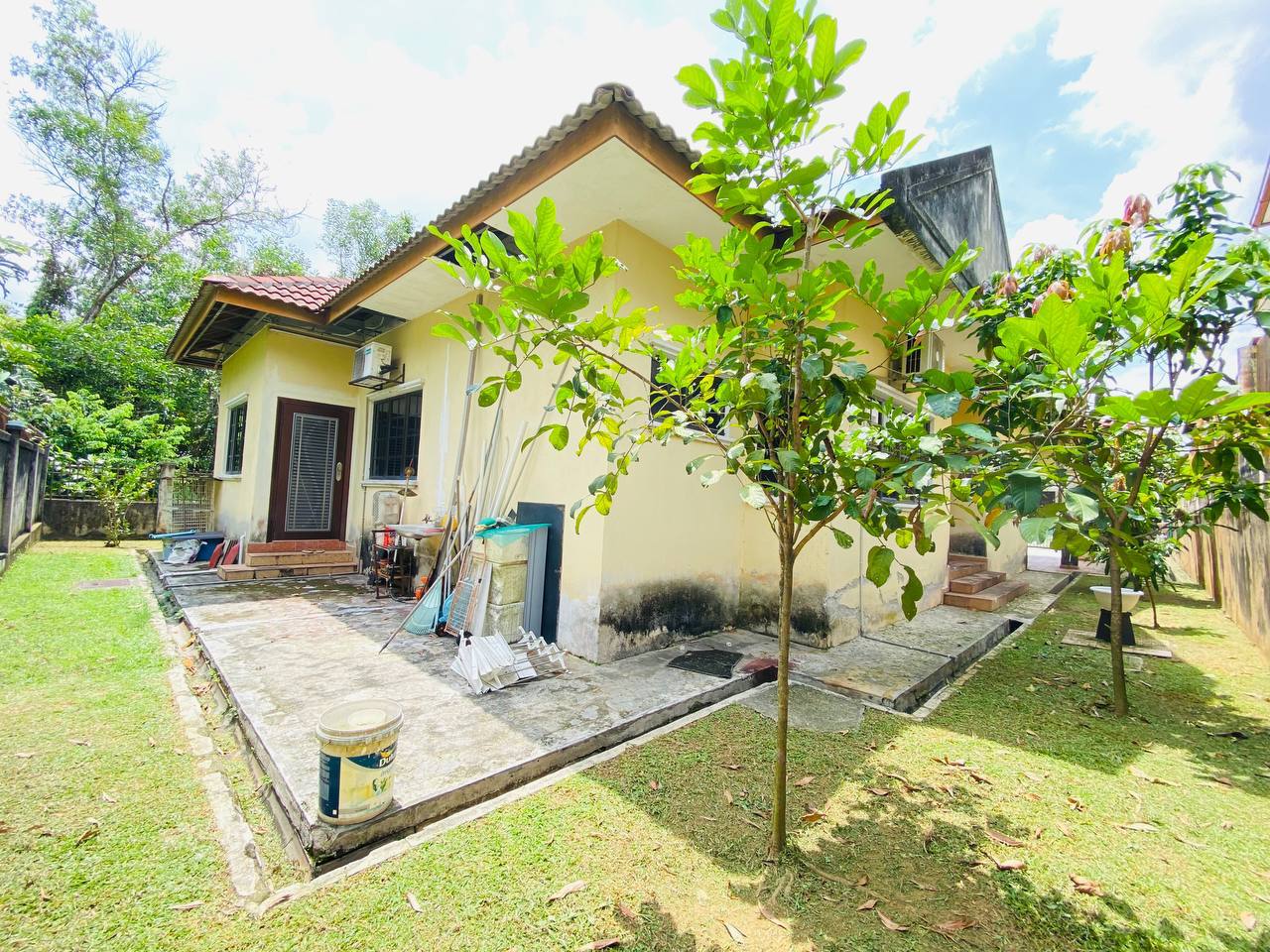 SINGLE STOREY BUNGALOW DESA BAGINDA KG DATO ABU B