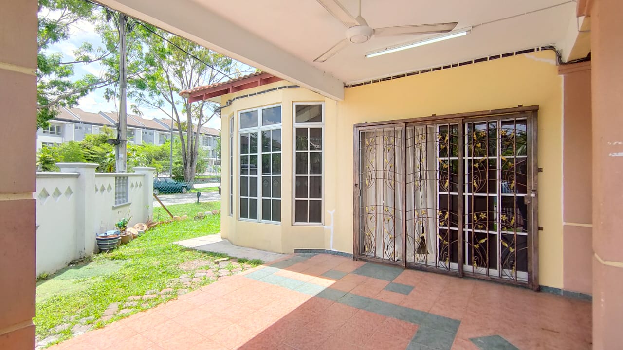 Single Storey Corner Reno Cantik Semenyih Indah - photo 2