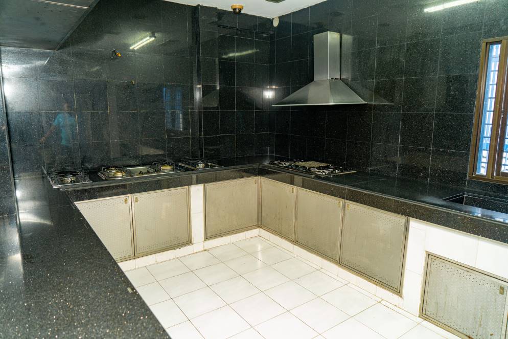 Double Storey Semi Detached Corner House USJ2 - photo 4