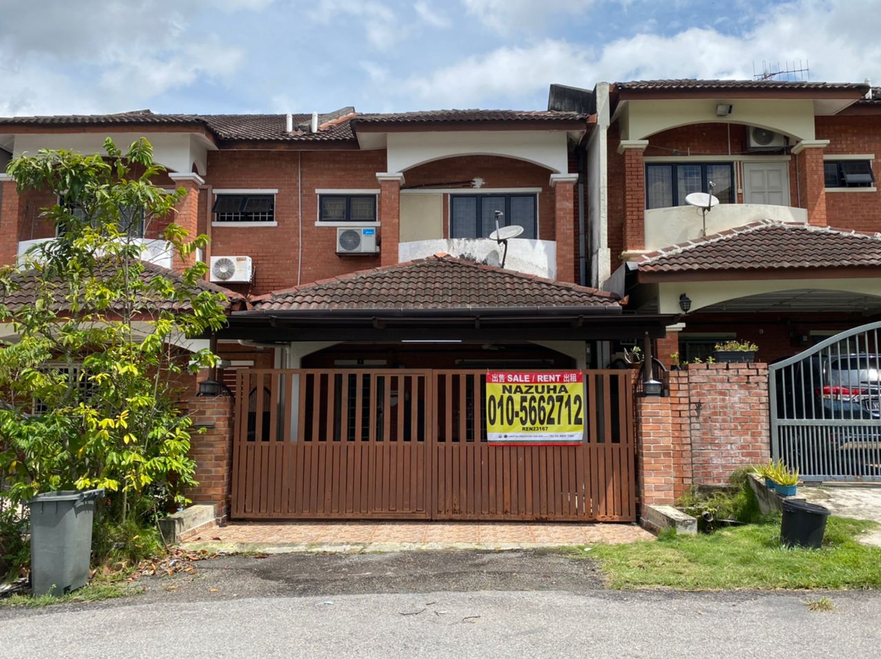 Facing Open Double Storey Sg Long With 5 Airconds - photo 2