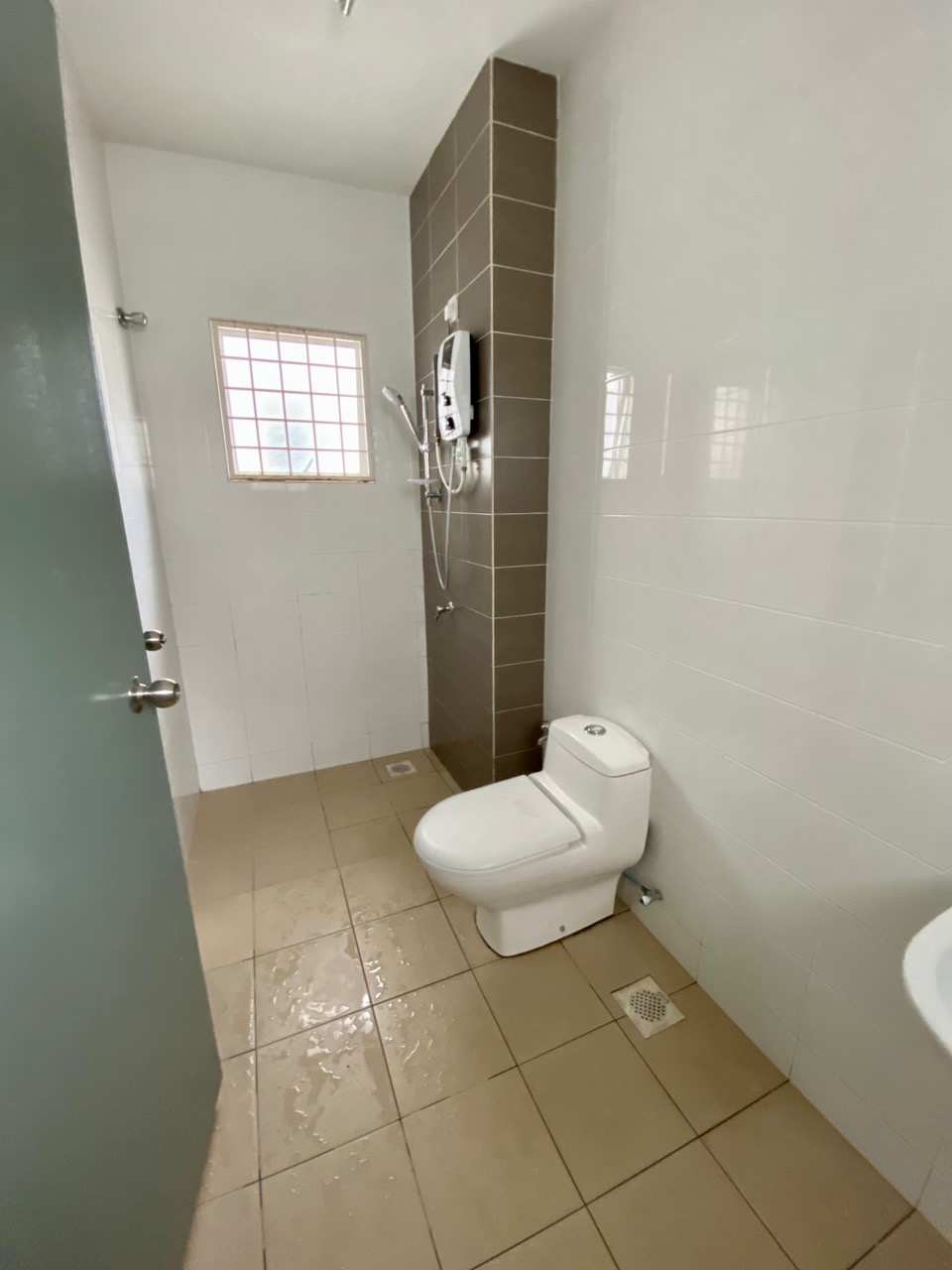 Double Storey Superlink Resort Township U9ShamAlam - photo 9