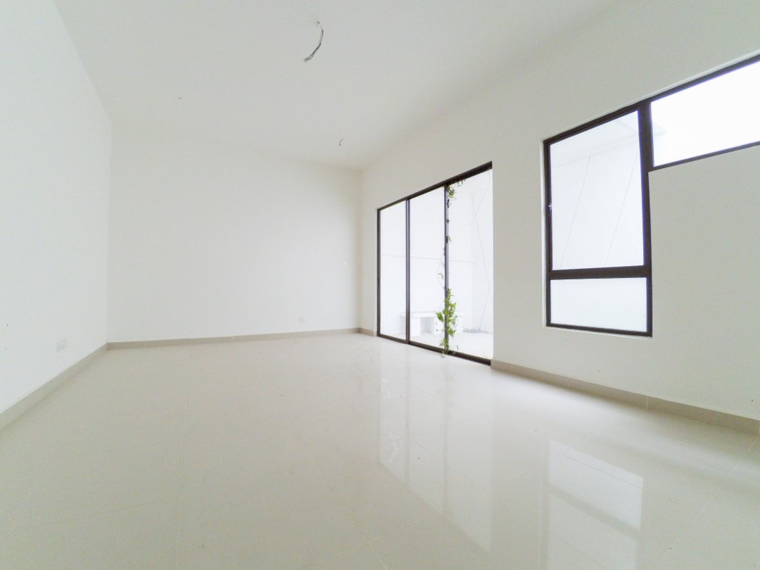 EMBUN KEMENSAH END LOT - photo 4