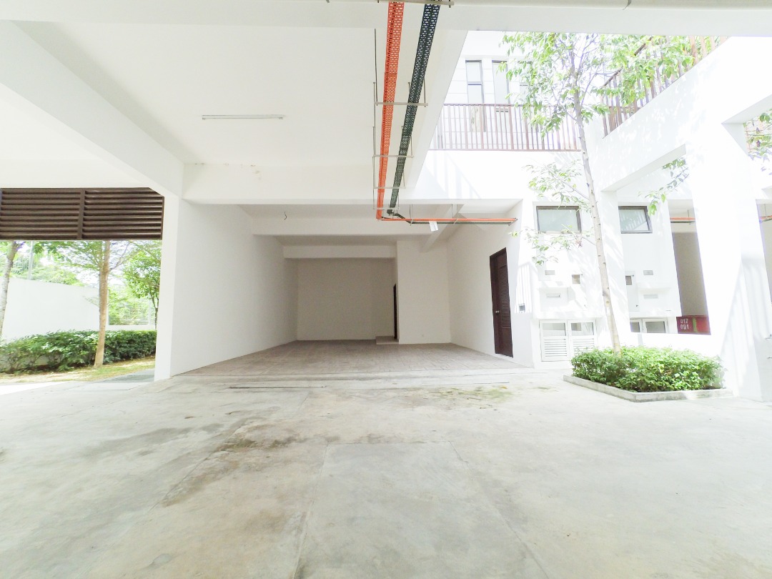 EMBUN KEMENSAH END LOT - photo 8