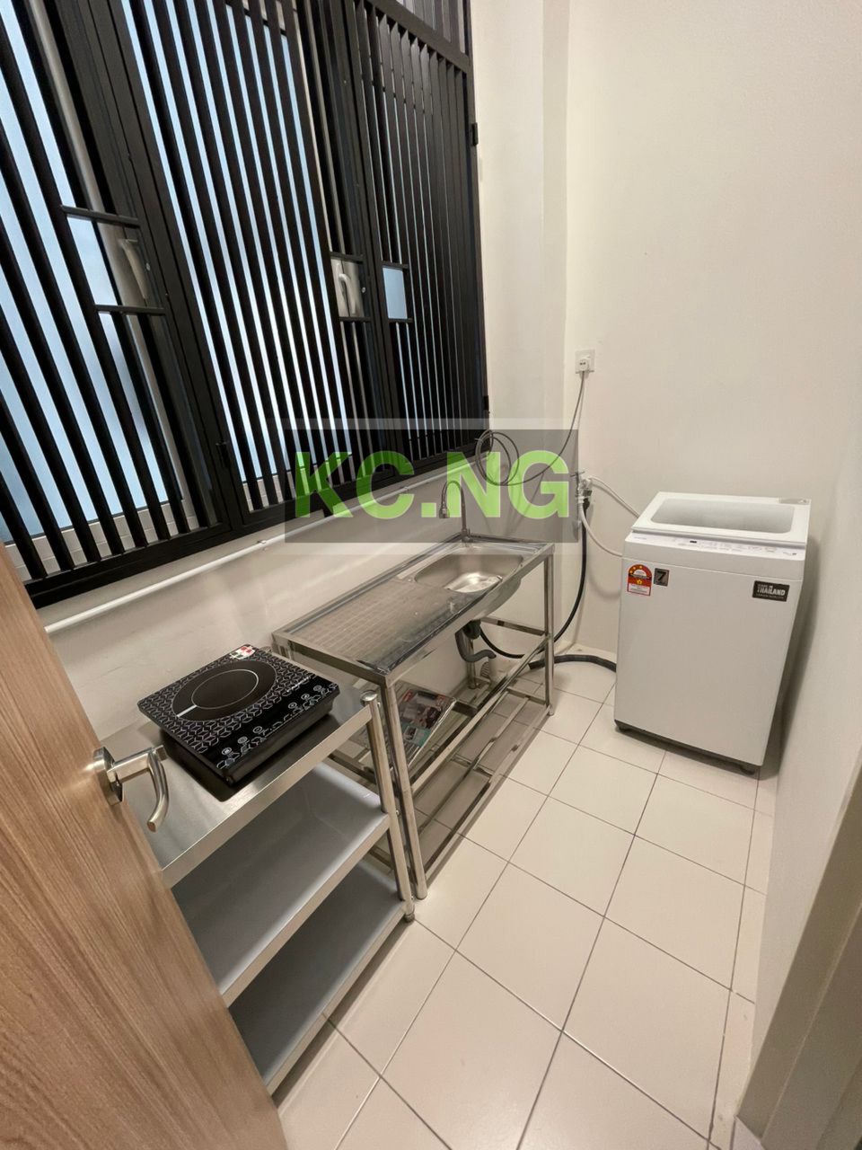 QUAYWEST CONDO D - photo 6
