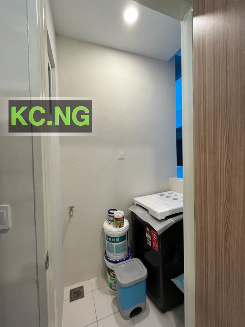 QUAYWEST CONDO D - photo 9