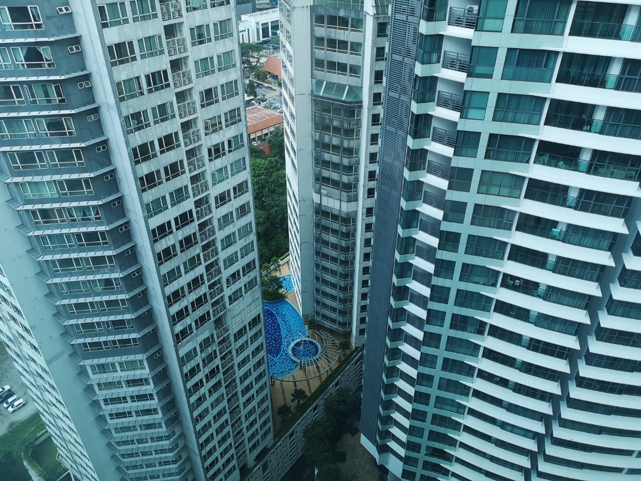Mercu Summer Suites - photo 4