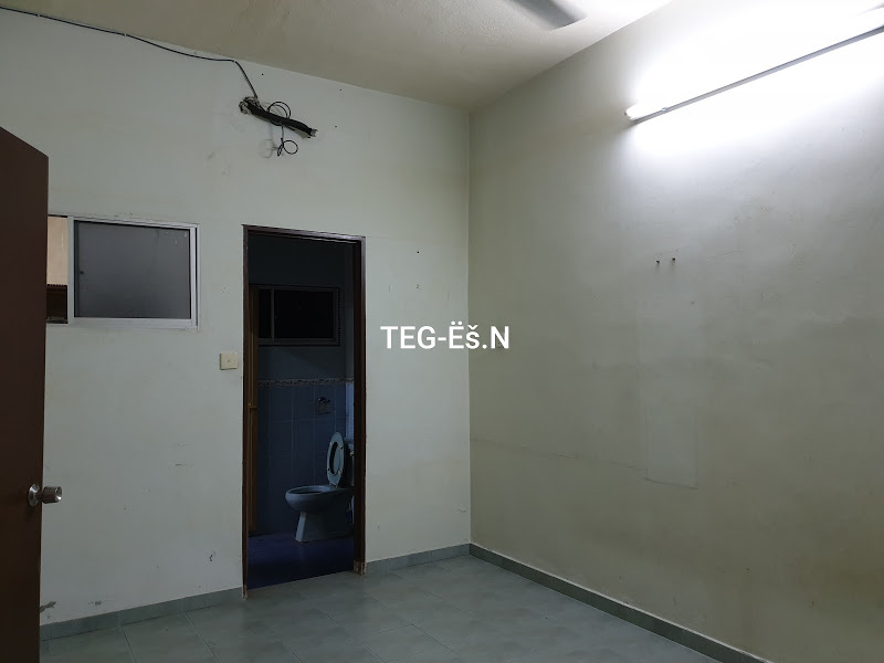 Klang Taman Gembira 20x90 2Sty for Sales - photo 11