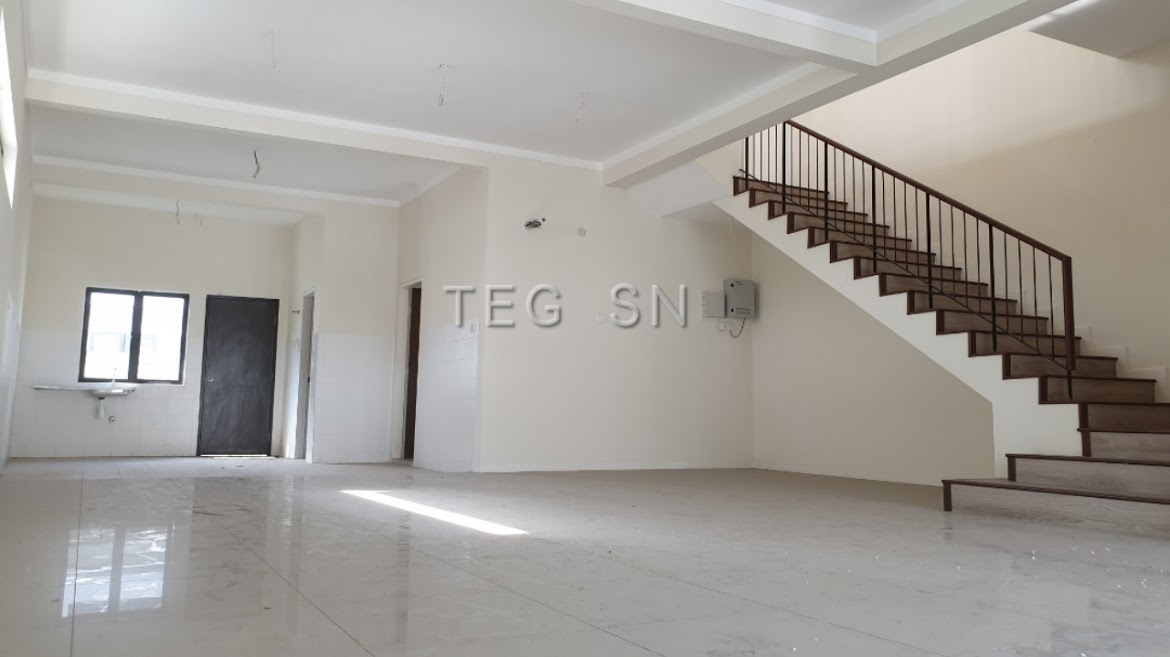 Brand New 2sty Endlot Bukit Raja Nobat for sales - photo 2