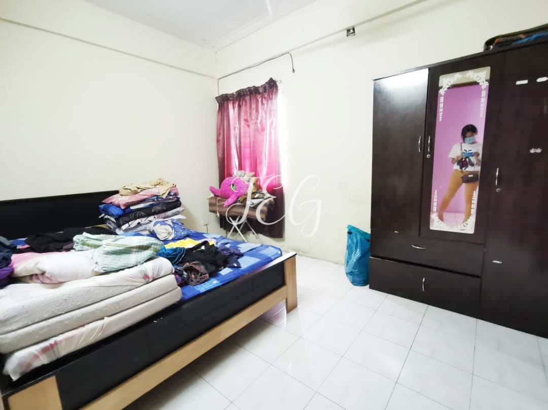 Villa Sentosa Corner 3rd Floor Block A for Sales - photo 2