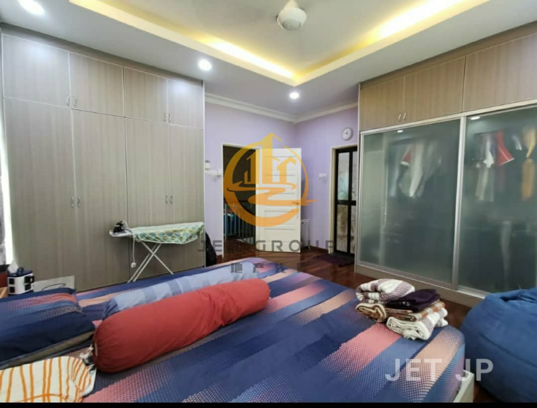 Bandar Parkland Cluster Semi D Fully Reno for sale - photo 4