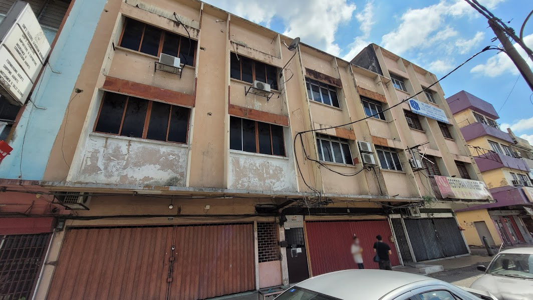 Port Klang Three Storey Shoplot for Sales - photo 2