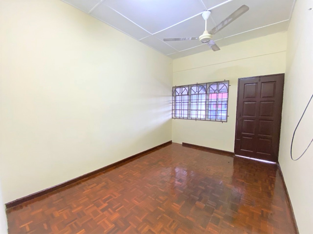 Taman Eng Ann nr Bank of China Klang - photo 7