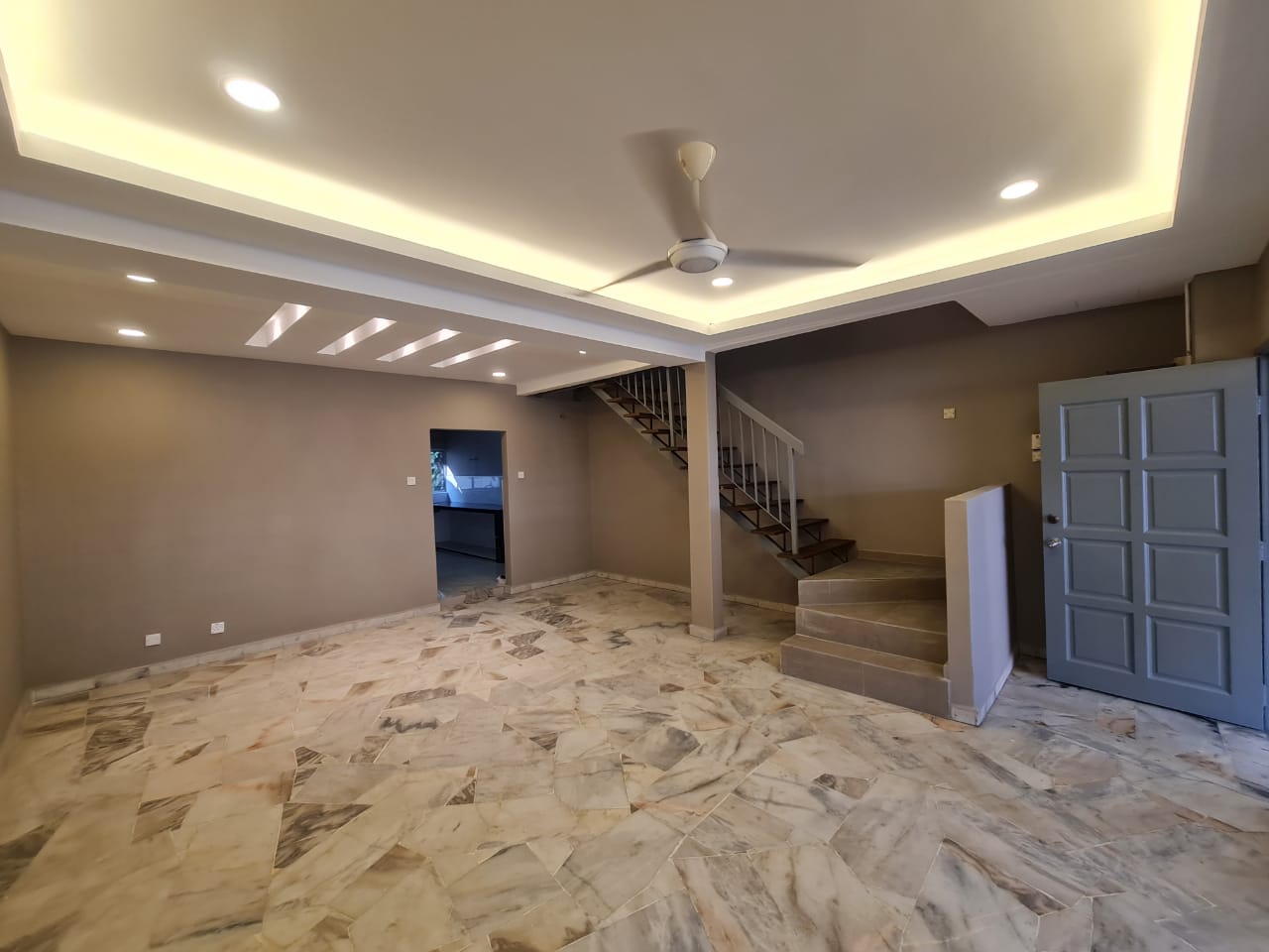 Klang Taman Sentosa 2sty Renovated for Sales - photo 2
