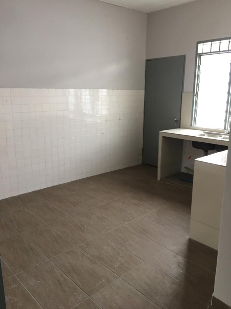 Klang Taman Sentosa 1sty House for Rent no Indian - photo 5