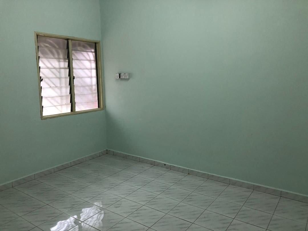 Klang Taman Sentosa double storey for Sales - photo 4
