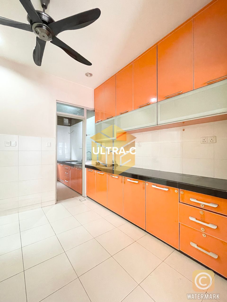 Sumazau Double Storey Renovated Semi Furnished Cal - photo 6