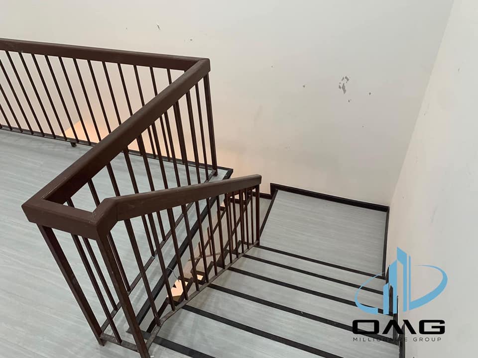 Southern Park Double Storey Fully Renovated owen - photo 4
