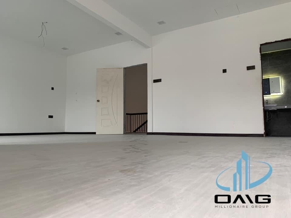 Southern Park Double Storey Fully Renovated owen - photo 7