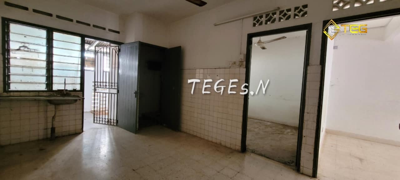 Taman Berkeley Bare Unit for Sales below market - photo 8