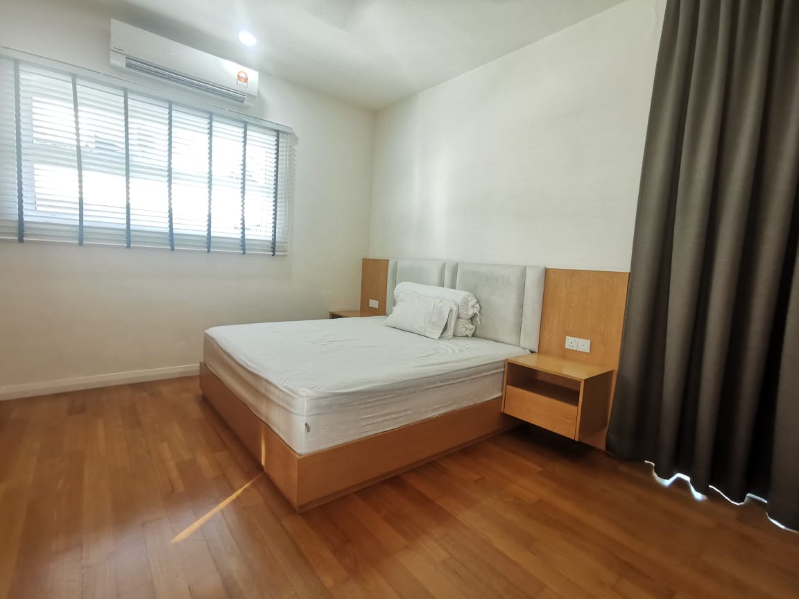 Shah Alam Seksyen 7 Bungalow  for Sales cs - photo 7
